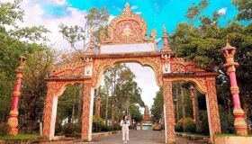 Capture the authentic charm of Vietnam’s cultural scene